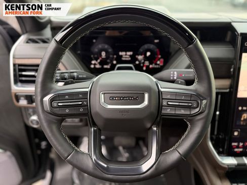 Used 2025 GMC Yukon Denali Ultimate image 20