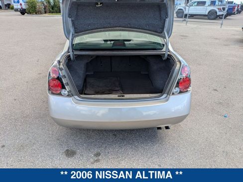Used 2006 Nissan Altima 2.5 S w/ (P01) Special Edition Pkg image 13