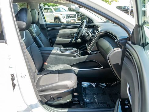 Used 2022 Hyundai Tucson Limited AWD/4WD image 10
