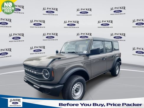 New 2025 Ford Bronco 4-Door image 1