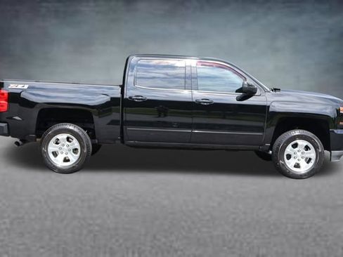 Used 2018 Chevrolet Silverado 1500 LT w/ All Star Edition AWD/4WD image 2
