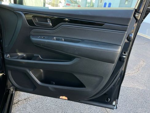 Certified 2025 Honda Odyssey Touring image 30