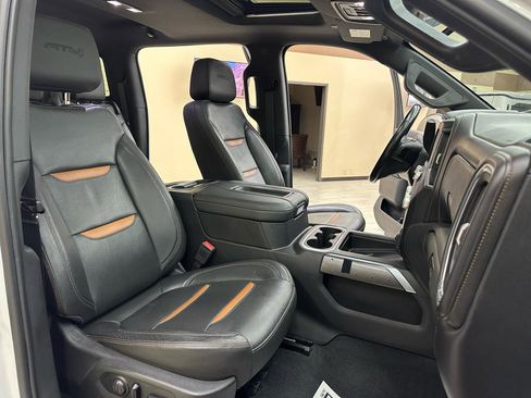 Used 2019 GMC Sierra 1500 AT4 w/ AT4 Premium Package AWD/4WD image 43