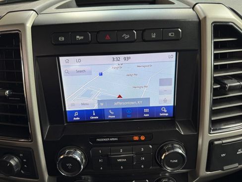 Used 2021 Ford F250 Lariat AWD/4WD image 24