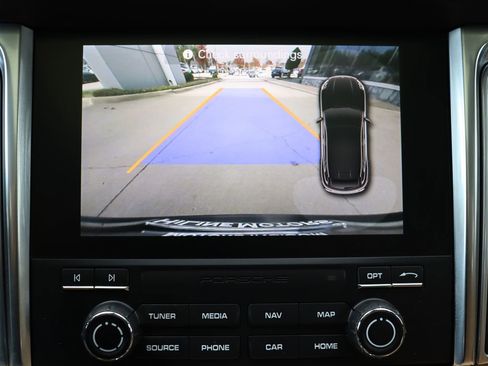 Used 2017 Porsche Macan S image 21