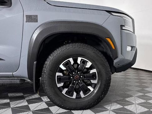 Used 2023 Nissan Frontier PRO-4X w/ Pro Convenience Package image 17