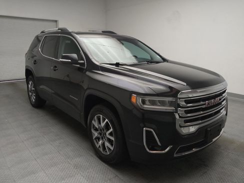 Used 2020 GMC Acadia SLT w/ Premium Package FWD image 13