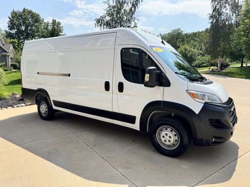 Used 2023 RAM ProMaster 3500 w/ Driver Convenience Group FWD image 6
