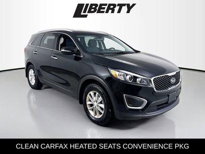 Used 2016 Kia Sorento LX w/ LX Convenience Package
