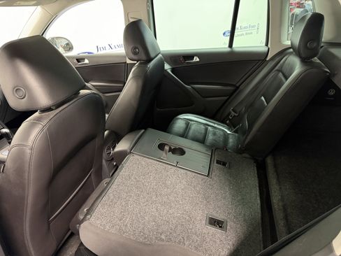 Used 2017 Volkswagen Tiguan Sport image 25