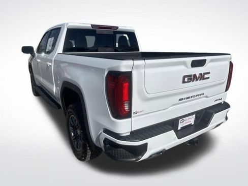 Used 2024 GMC Sierra 1500 AT4 w/ AT4 Premium Package AWD/4WD image 3
