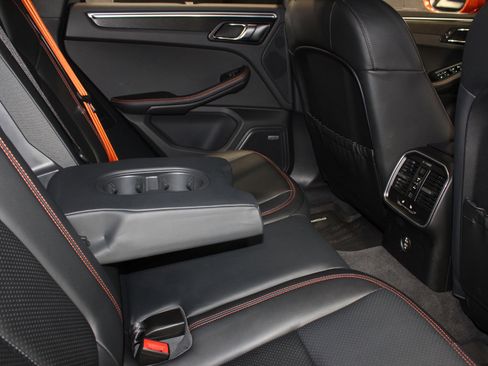 Used 2023 Porsche Macan GTS w/ Premium Package Plus image 47