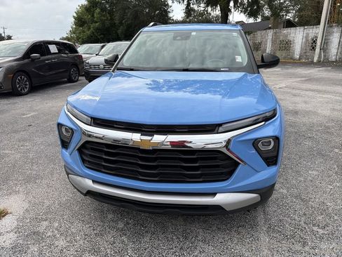 Used 2024 Chevrolet TrailBlazer LT w/ Driver Confidence Package AWD/4WD image 7