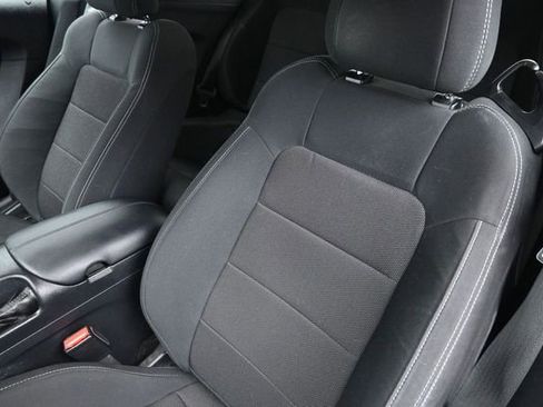 Used 2017 Ford Mustang Convertible RWD image 18