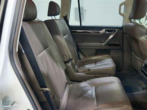 Used 2019 Lexus GX 460 Premium image 37