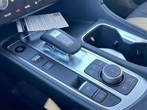 Certified 2026 INFINITI QX60 Luxe w/ Cargo Package FWD image 18