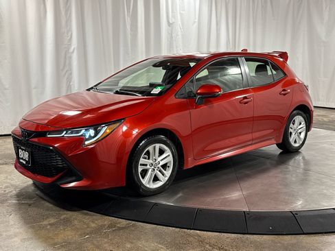 Used 2020 Toyota Corolla SE FWD image 1