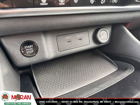 Used 2024 Nissan Rogue SV image 17