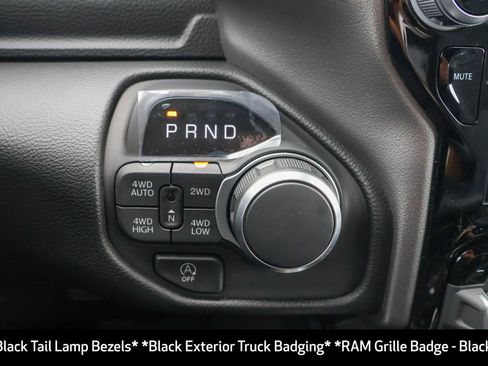 New 2026 RAM 1500 Big Horn AWD/4WD image 25