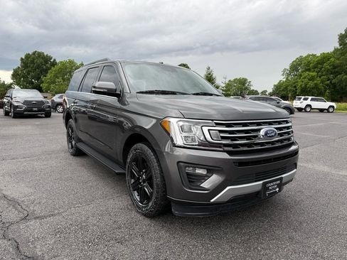 Used 2019 Ford Expedition XLT w/ Equipment Group 201A RWD image 8