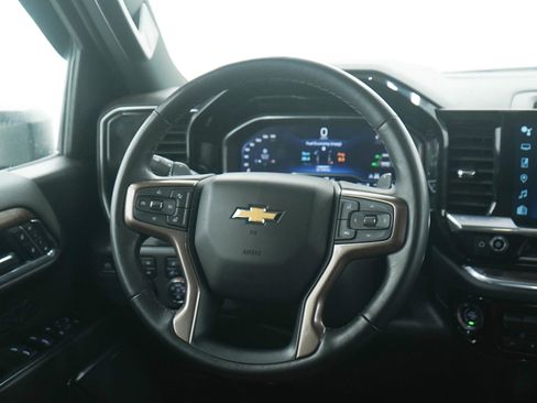 Used 2023 Chevrolet Silverado 1500 High Country image 14
