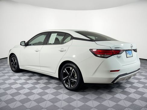Used 2025 Nissan Sentra SV FWD image 3