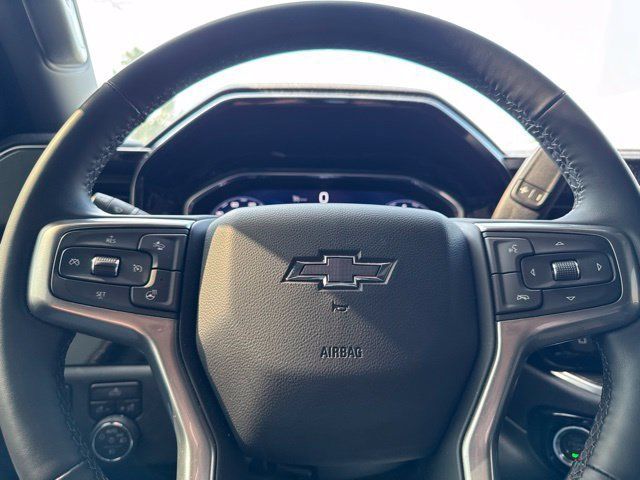 Used 2025 Chevrolet Silverado 1500 RST AWD/4WD image 21