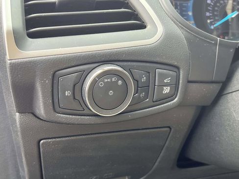 Used 2022 Ford Edge SEL w/ Convenience Package AWD/4WD image 25