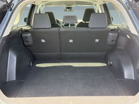 Used 2025 Toyota RAV4 LE AWD/4WD image 31
