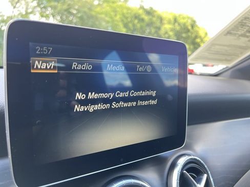 Used 2018 Mercedes-Benz CLA 250 4MATIC image 14