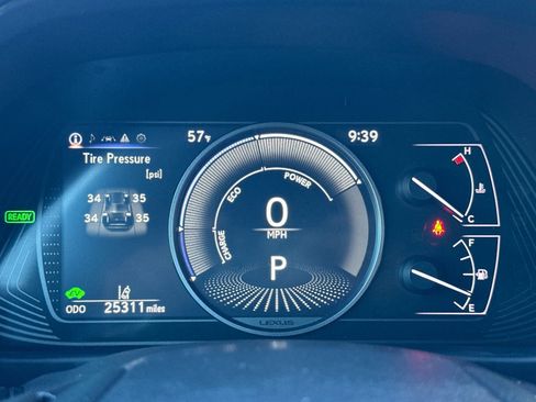 Used 2021 Lexus UX 250h image 28