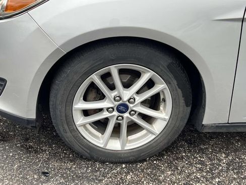 Used 2015 Ford Focus SE image 10
