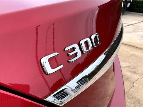 Used 2017 Mercedes-Benz C 300 Sedan image 9