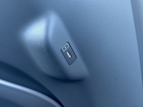 Used 2024 Kia EV9 Light Long Range image 34