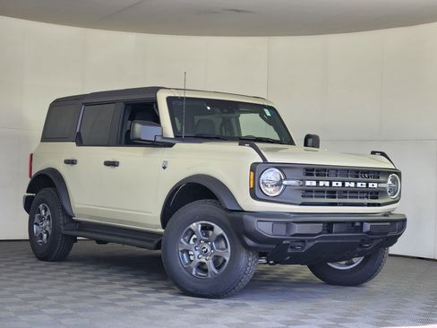 New 2026 Ford Bronco Big Bend AWD/4WD image 1
