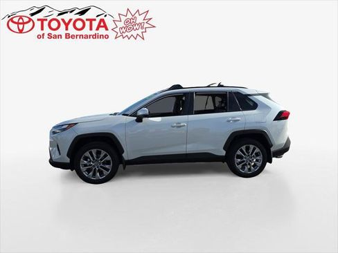 Certified 2023 Toyota RAV4 XLE Premium AWD/4WD image 31