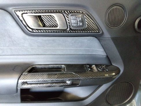 Used 2020 Ford Mustang Shelby GT350 w/ Technology Package image 31