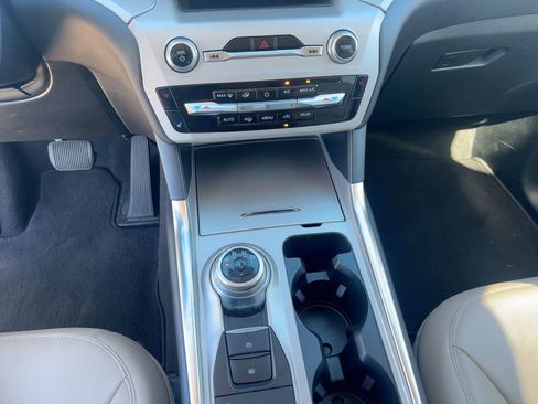 Used 2023 Ford Explorer XLT w/ Equipment Group 202A image 23