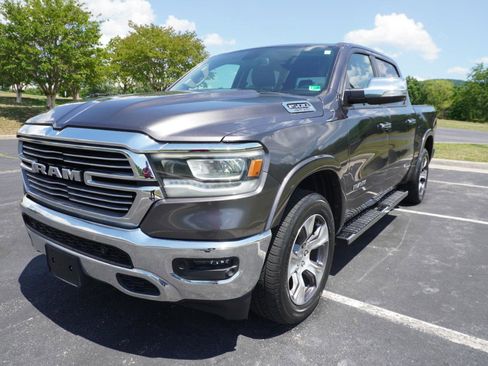 Used 2020 RAM 1500 Laramie AWD/4WD image 11