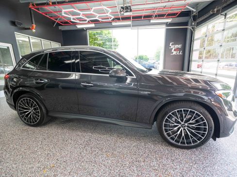 Used 2025 Mercedes-Benz GLC 43 AMG 4MATIC image 5