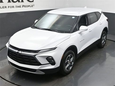 New 2025 Chevrolet Blazer LT w/ LPO, Floor Liner Package image 23