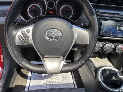 Used 2016 Scion tC image 13