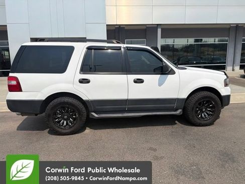 Used 2015 Ford Expedition XL AWD/4WD image 8