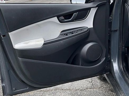 Used 2023 Hyundai Kona SEL image 20