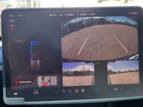 Used 2022 Tesla Model Y Performance AWD/4WD image 13