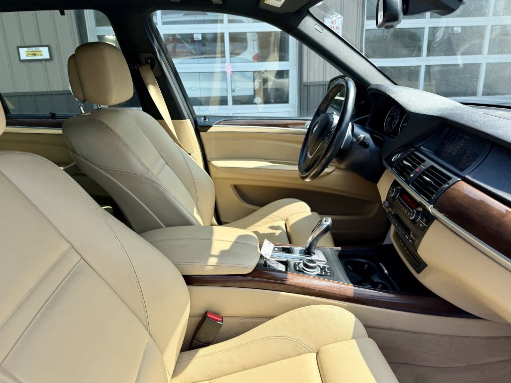 Used 2013 BMW X5 xDrive50i AWD/4WD image 25