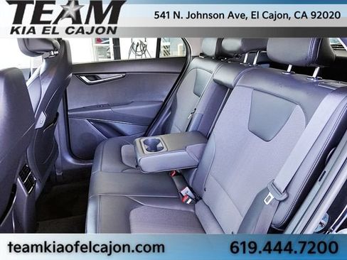 Certified 2024 Kia Niro EX FWD image 16