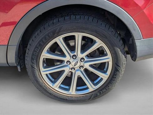 Used 2017 Ford Explorer Limited image 6