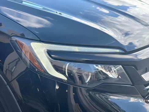 Certified 2022 Honda Pilot TrailSport image 35