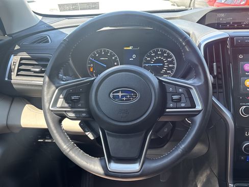 Certified 2022 Subaru Ascent Touring AWD/4WD image 3